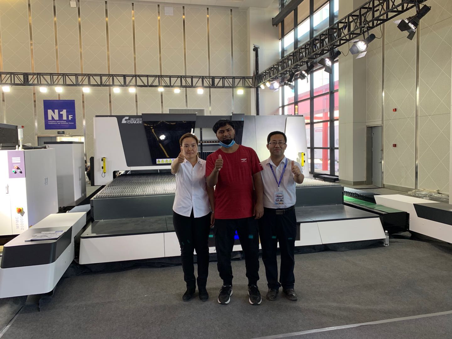 Chuangli Laser появился на 16-й Китайской (Ляншань) выставке автомобильного специального оборудования.