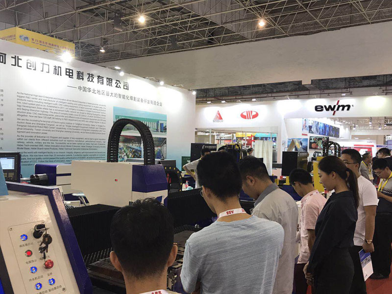 Chuangli Laser привезла серию интеллектуального оборудования на 23-ю Пекинскую выставку сварки и резки в Эссене.